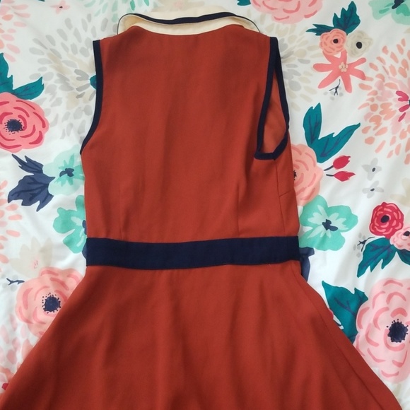 Forever 21 Contemporary Collar Dress - Picture 3 of 3